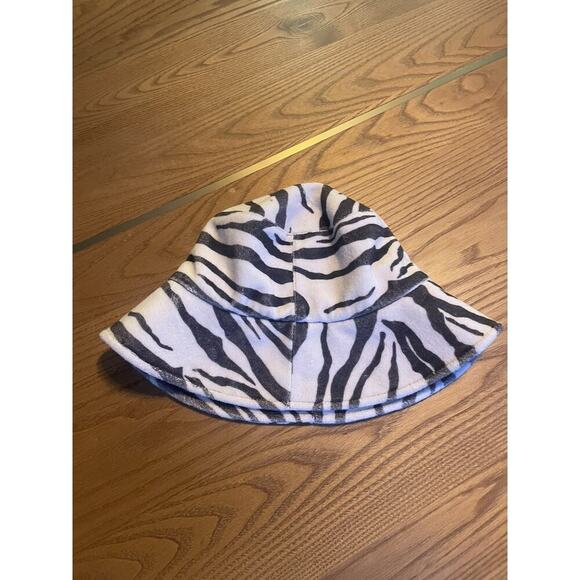 Lack of Color Terry Wave Bucket Hat Zebra Size Small/Medium S/M Black White - Picture 4 of 6